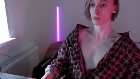 Snapshot of usuck364662 chatting on 02.01.25 Excuse me online show from 02.01.25