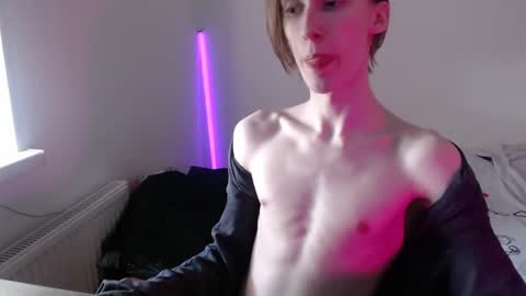 Snapshot of usuck364662 chatting on 02.11.25 Excuse me online show from 02.11.25