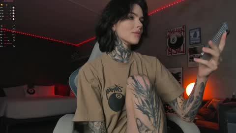 Eva online show from 04.12.26