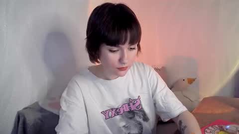 Snapshot of uwujudyosas chatting on 02.05.26 Judy online show from 02.05.26