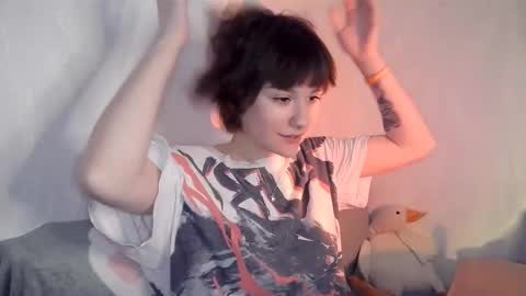 Snapshot of uwujudyosas chatting on 02.10.26 Judy online show from 02.10.26