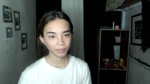 Snapshot of uxie_mew chatting on 10.23.25 Ahn Chiyo online show from 10.23.25