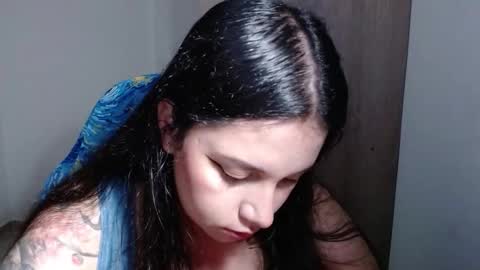 Vennus online show from 10.17.25