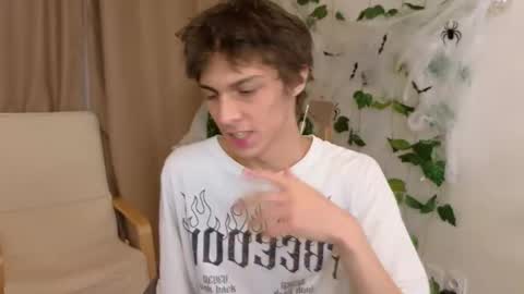 Valora online show from 11.05.25