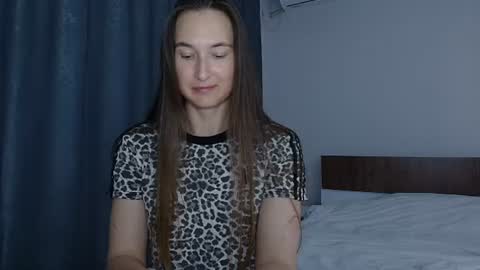 Snapshot of va_len_sea_ya chatting on 06.16.26 Valensiya online show from 06.16.26