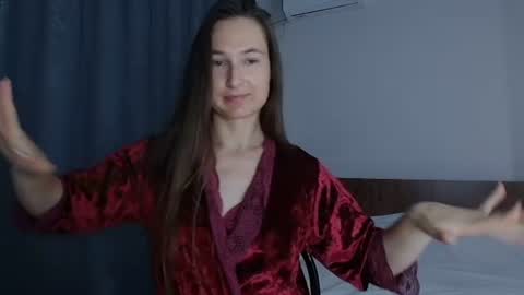 Snapshot of va_len_sea_ya chatting on 06.24.26 Valensiya online show from 06.24.26