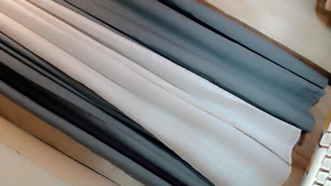 Snapshot of vae_sha chatting on 09.30.25 JESS - DONT FORGET TO FOLLOW ME AND GIVE ME THUMBS UP online show from 09.30.25