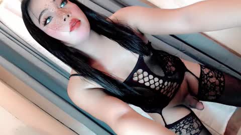 Snapshot of vae_sha chatting on 11.07.25 JESS - DONT FORGET TO FOLLOW ME AND GIVE ME THUMBS UP online show from 11.07.25