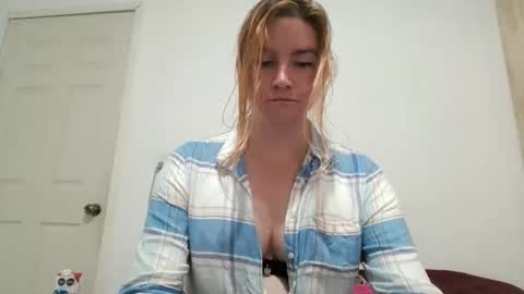 Snapshot of vagimosa chatting on 11.06.25 vagimosa online show from 11.06.25