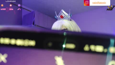 Vainilla Independent model online show from 10.03.25