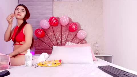 Vaiolet colls online show from 02.10.26