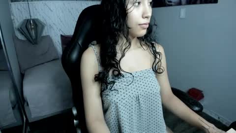 Snapshot of vaiolethsan chatting on 06.06.26 Vaioleth online show from 06.06.26