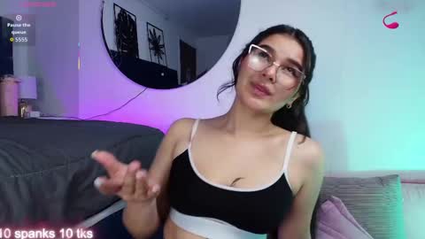 Tifanny  online show from 09.11.25
