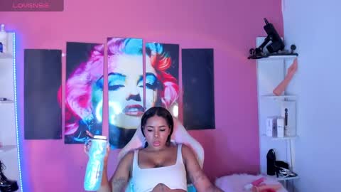 Valen  online show from 01.20.25