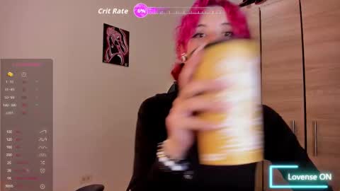 Snapshot of valent_27 chatting on 10.10.25 Valentina online show from 10.10.25