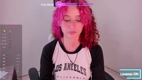 Snapshot of valent_27 chatting on 10.23.25 Valentina online show from 10.23.25