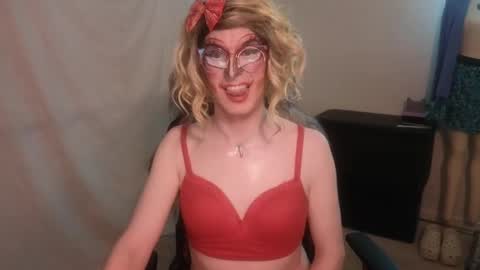 Valentia online show from 01.30.25