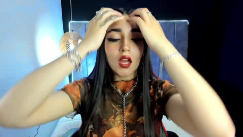 Snapshot of valentina_asmodea chatting on 12.08.24 VALENTINA online show from 12.08.24