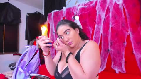 Snapshot of valentina_coba11 chatting on 10.24.25 Valentina online show from 10.24.25