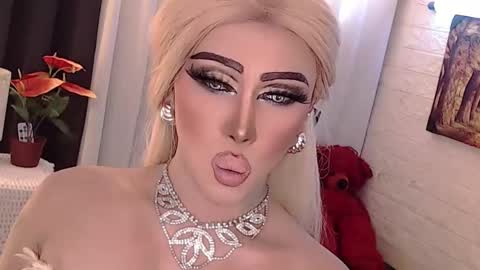 Amanda online show from 10.30.25