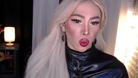 Amanda online show from 11.07.25