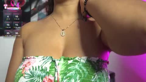 Snapshot of valentina_king18 chatting on 10.28.25 VALENTINA online show from 10.28.25