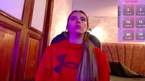 Snapshot of valentina_red18 chatting on 10.24.25 Valentina online show from 10.24.25