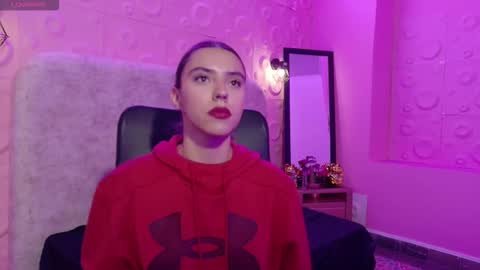 Snapshot of valentina_red18 chatting on 11.16.25 Valentina online show from 11.16.25