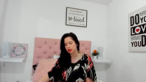 valentina_roose online show from 10.06.25