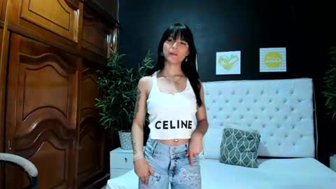 valentina_santillana online show from 09.13.25