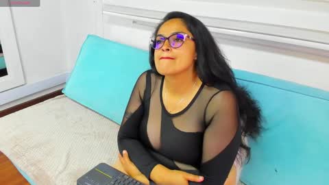 valentinarivers online show from 04.03.26