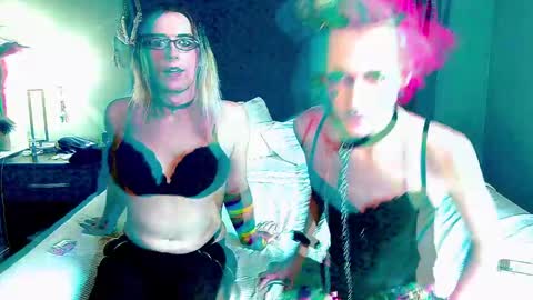 Snapshot of valentinas_dream chatting on 12.26.24 Tina Bates online show from 12.26.24