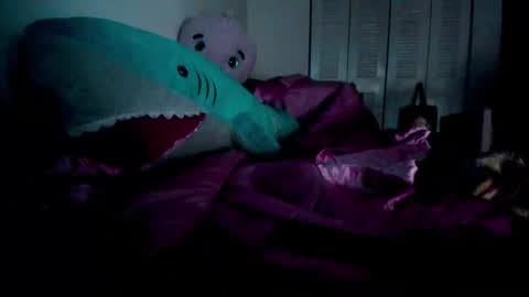 Snapshot of valentinas_dream chatting on 09.20.25 Tina Bates online show from 09.20.25