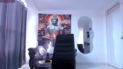 Snapshot of valentino_dossantos chatting on 01.22.25 online show from 01.22.25