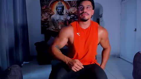 Snapshot of valentino_dossantos chatting on 09.16.25 online show from 09.16.25