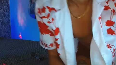 Snapshot of valentino_fs chatting on 10.26.25 Mistery Guy online show from 10.26.25