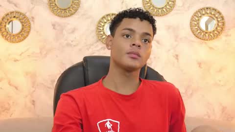 valentino_thompson online show from 09.12.25