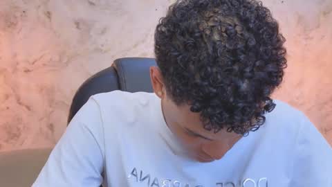 valentino_thompson online show from 10.19.25