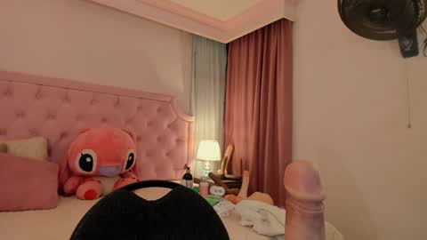 Snapshot of valentoro1 chatting on 01.13.25 Vale Toro online show from 01.13.25