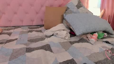 Snapshot of valentoro1 chatting on 01.27.25 Vale Toro online show from 01.27.25