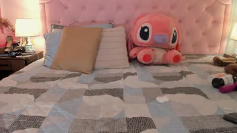 Snapshot of valentoro1 chatting on 01.30.25 Vale Toro online show from 01.30.25