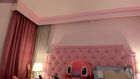 Snapshot of valentoro1 chatting on 03.01.25 Vale Toro online show from 03.01.25