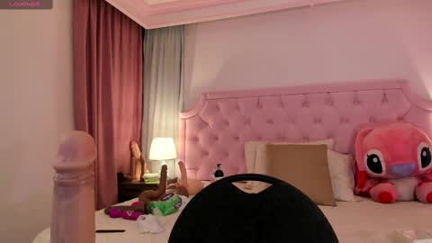 Snapshot of valentoro1 chatting on 03.06.25 Vale Toro online show from 03.06.25