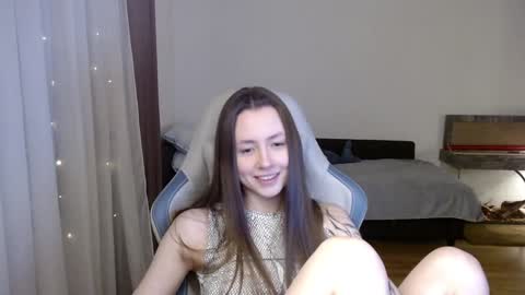 Snapshot of valents_cherry chatting on 01.24.25 Valentina online show from 01.24.25