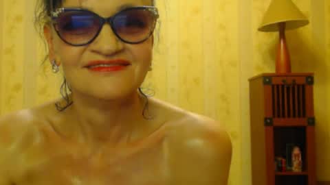valentijm online show from 02.06.25