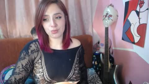 Valeri Cove online show from 09.25.25