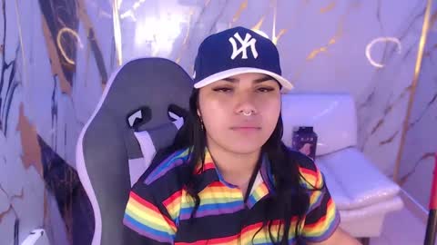 valeri_harpers4 online show from 09.17.25