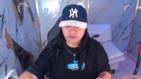 valeri_harpers4 online show from 10.31.25