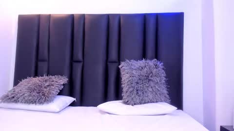 valeri_tafur online show from 02.13.25