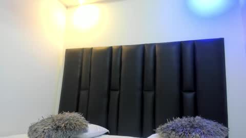 valeri_tafur online show from 02.15.25